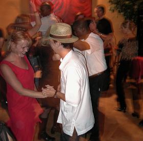 Salsa in der Vielharmonie (anklicken zum Vergrößern, mit ALT+F4 wieder schliessen)