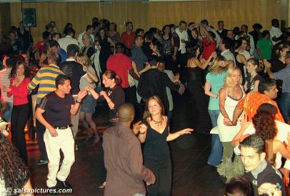 Salsa Bonn: Brckenforum