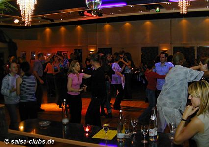 Salsa in Düsseldorf: Castillo Leon
