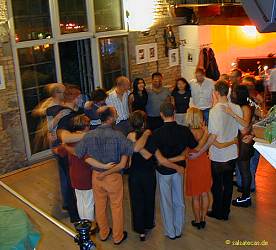Salsa-Anfängerkurs; anklicken zum Vergrößern - click to enlarge