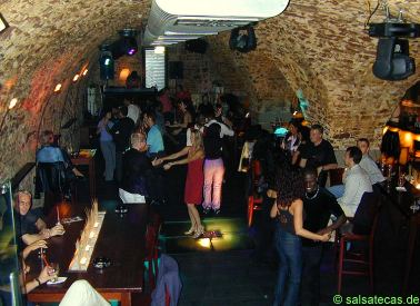 Trier: Salsa im Palais Walderdorff (anklicken zum Vergr��ern - click to enlarge)